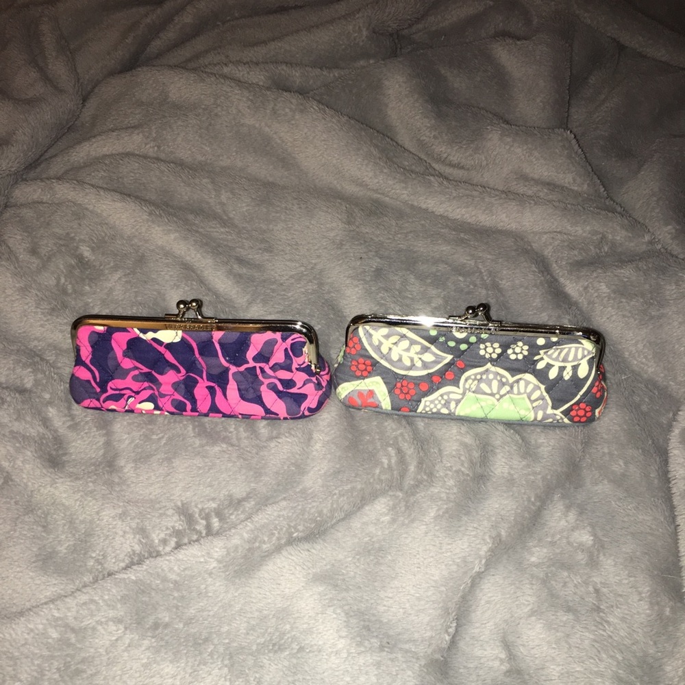 Kiss lock eyeglass cases